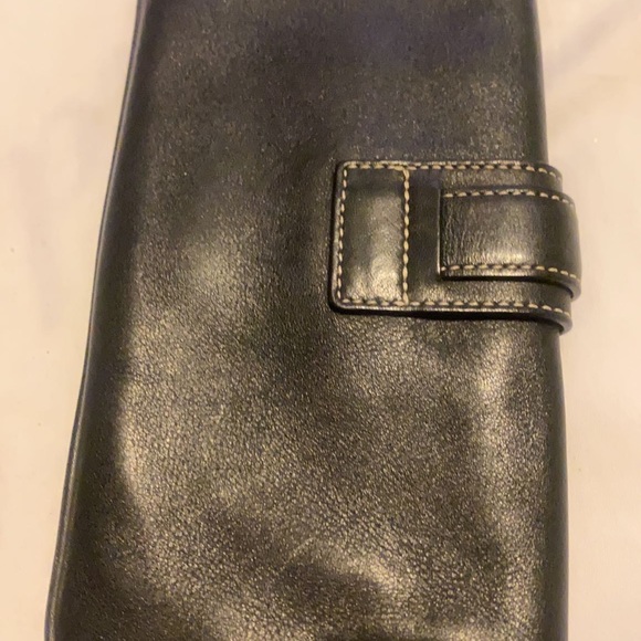 Vintage Coach wristlet - Picture 3 of 3